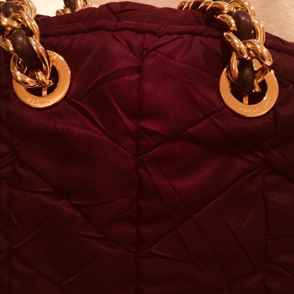 PRADA BURGUNDY HANDBAG WITH GOLD ACCENT - Picture 3 of 8